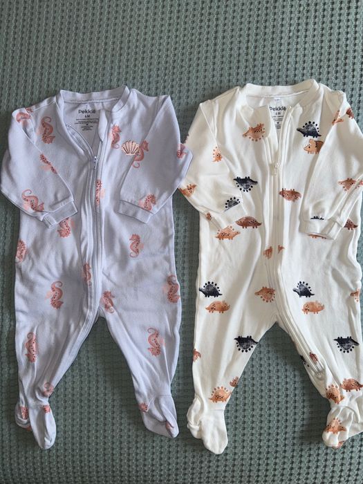 Бебешки дрешки и аксесоари