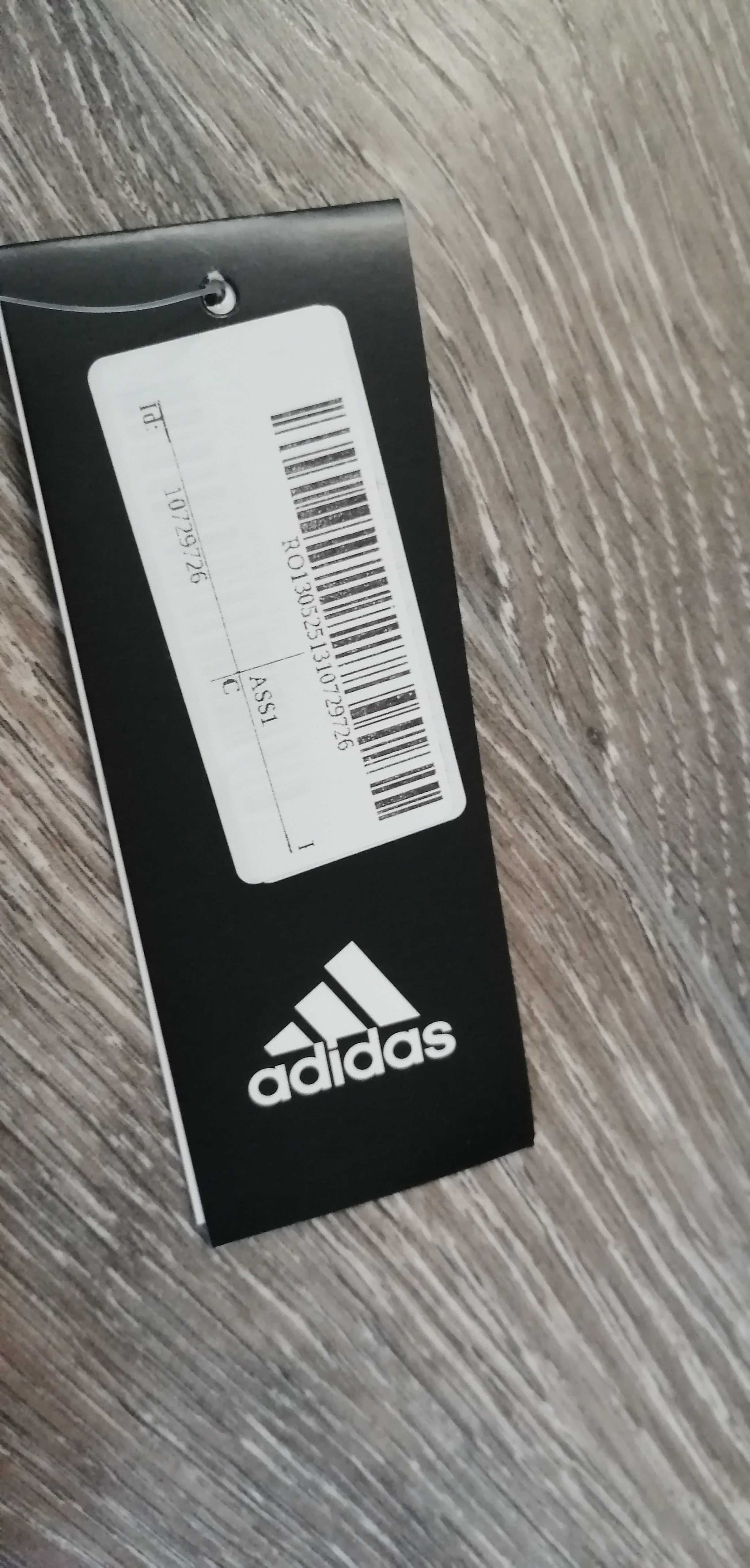 Ново Долнище Adidas 152см