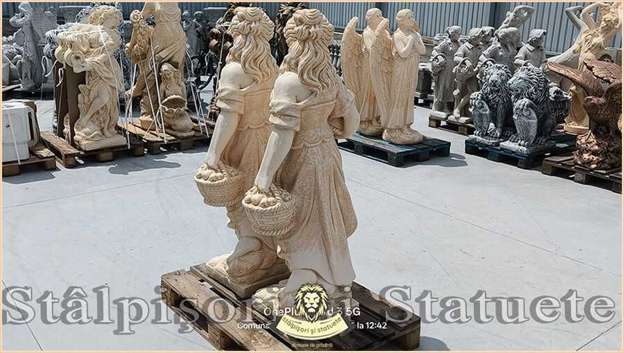Statuetă fata cu coșulețe, galben patinat, model S23.