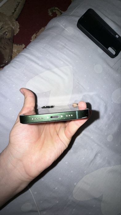 Iphone 13 srochnooooko