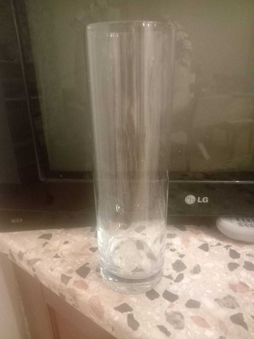 вазу продам 30 см д.10