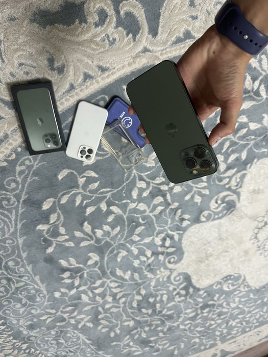 Продам Айфон 13 про iphone 13 pro