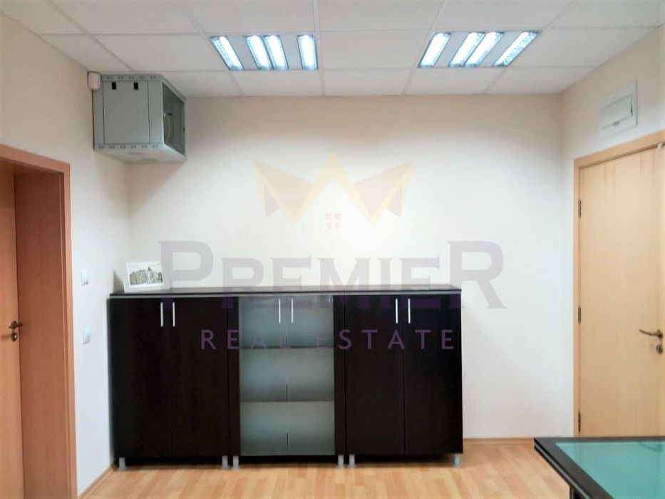 Продава се Офис в Варна, Спортна зала - 87 кв.м за 2989 €/кв.м - Снимка #2