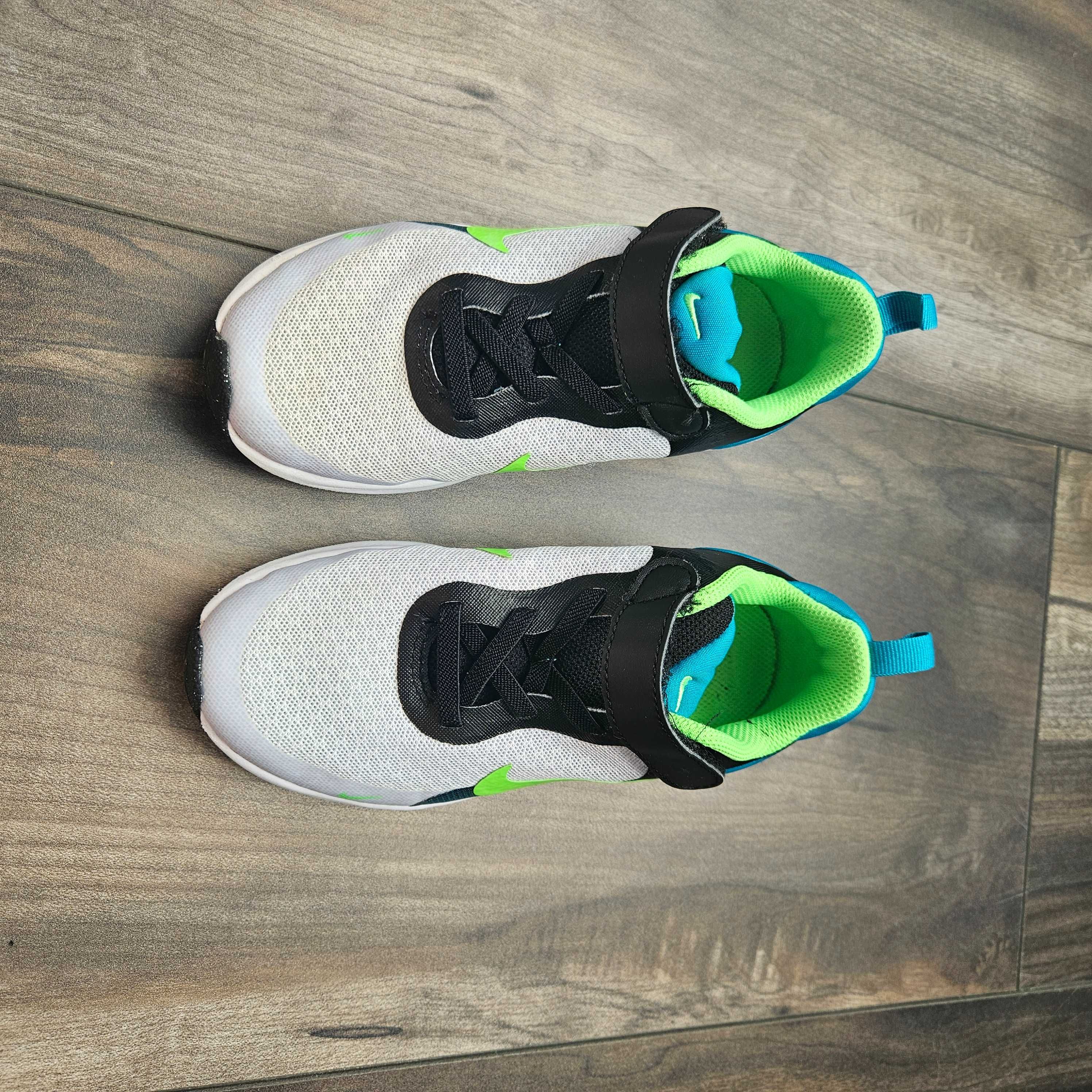 Маратонки Nike 28.5 номер