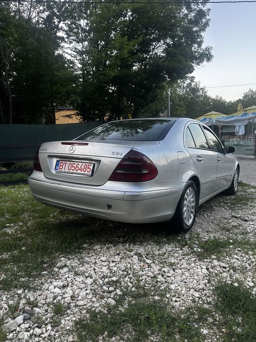 Mercedes E-class 200 elegance