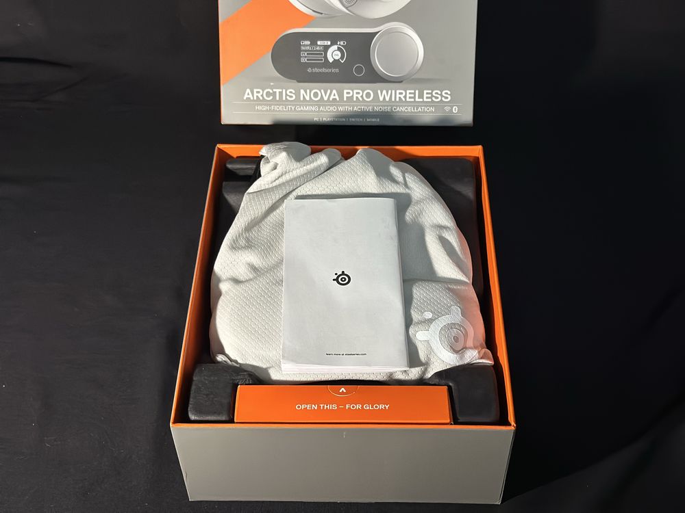 Steelseries Arctis Nova Pro Wireless White