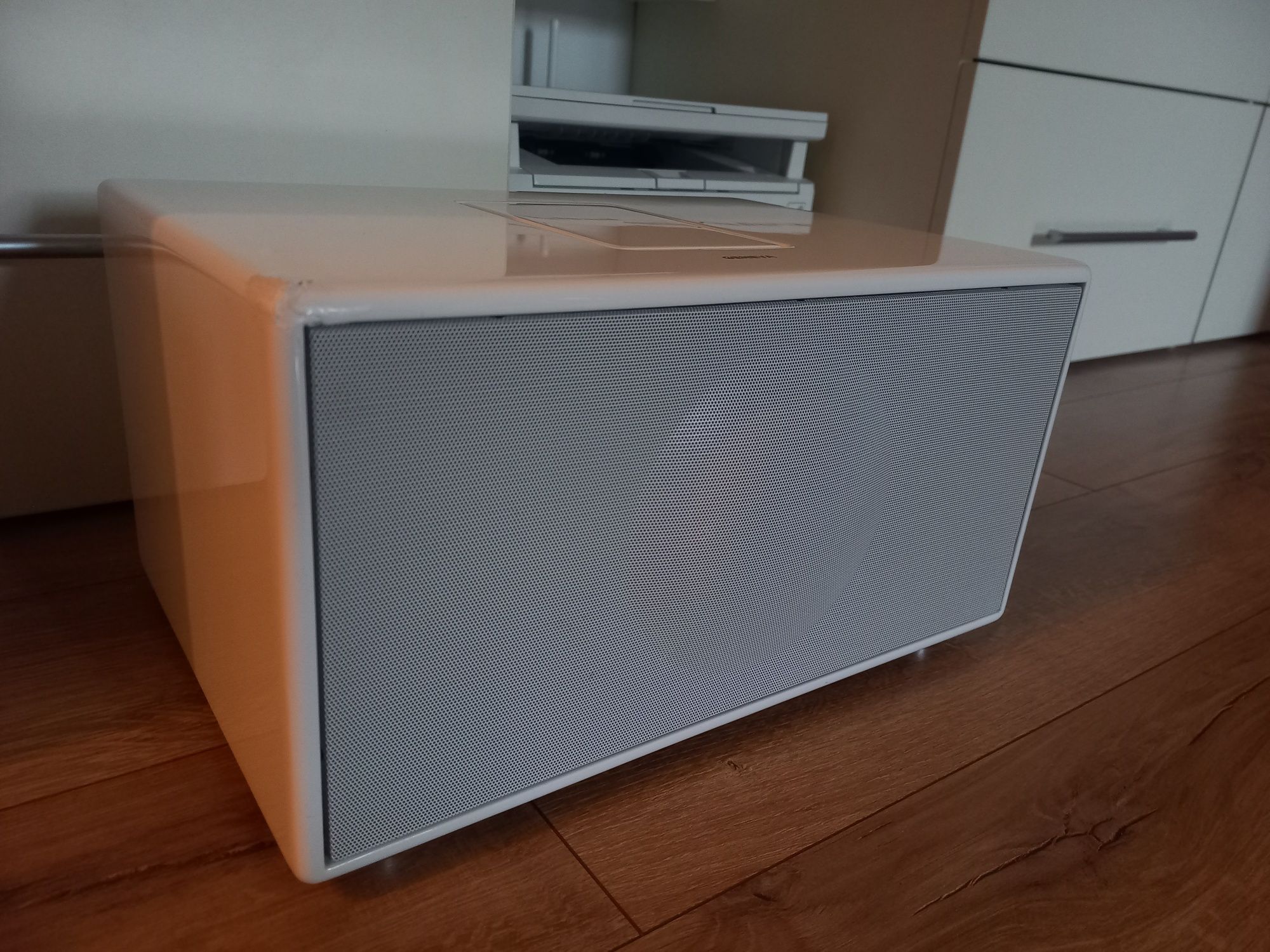 Boxa Geneva Model M