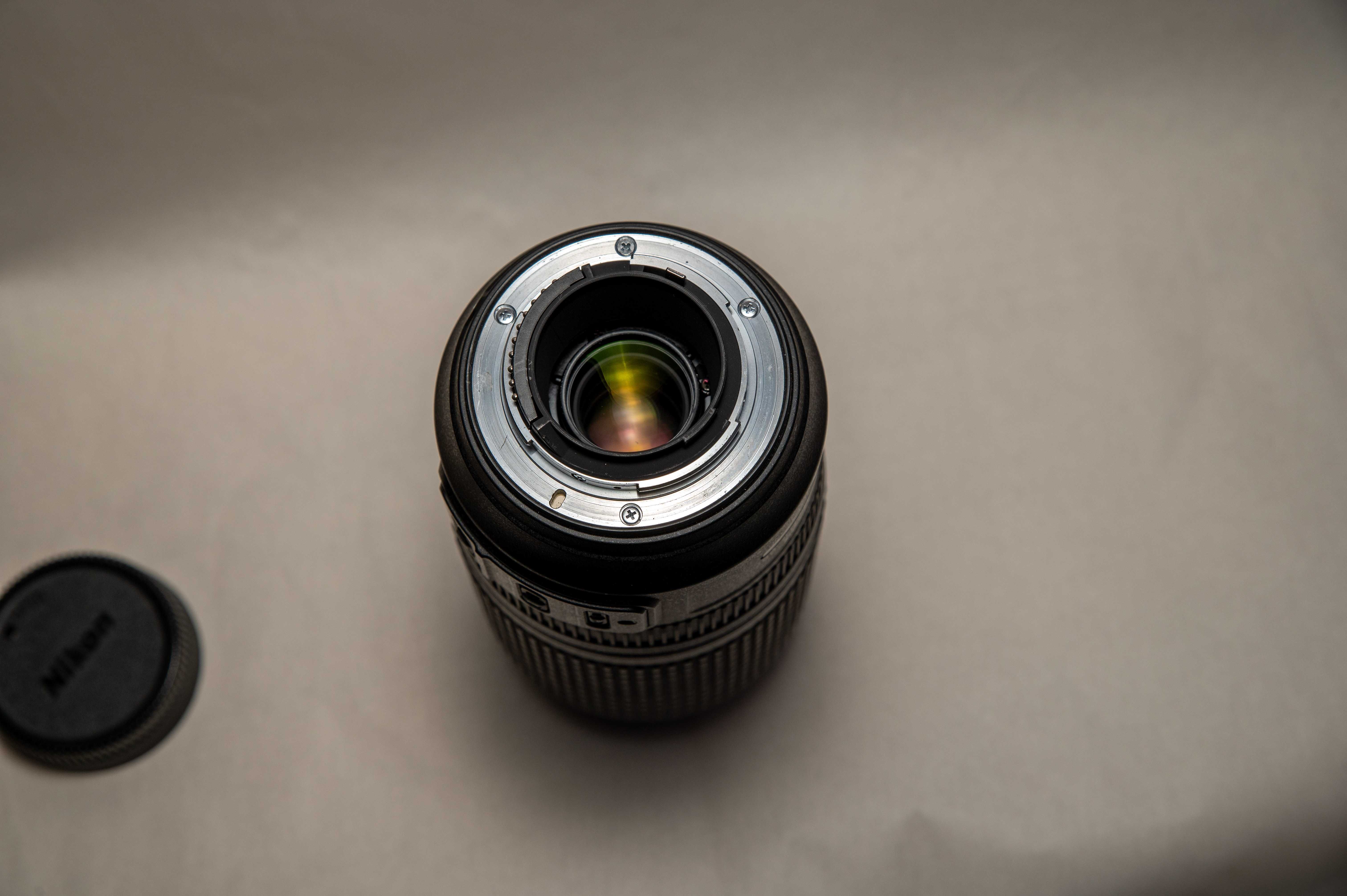 Обективи Nikkor AF-S 70-300mm f4.5-5.6 ED VR  и 50mm f1.8D