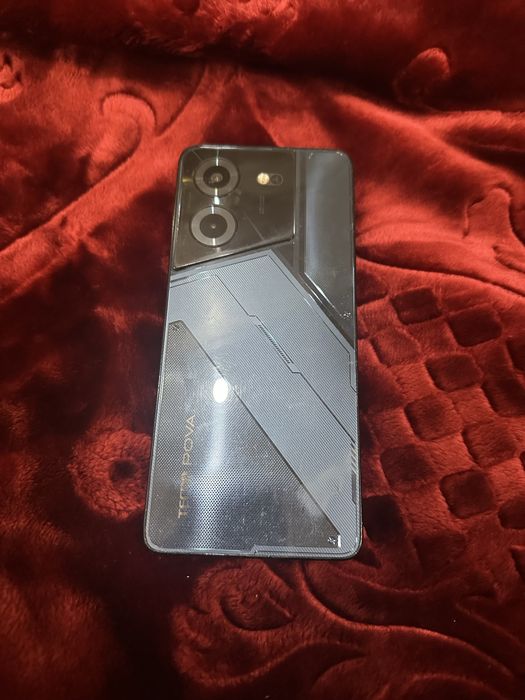 Tecno pova 5 128 gb 8+8 ozu