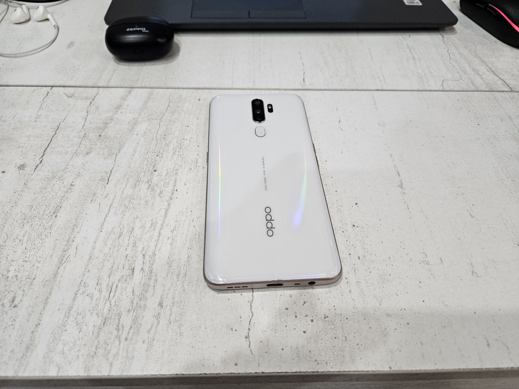 Телефон Oppo A5 2020