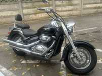 Suzuki intruder c800