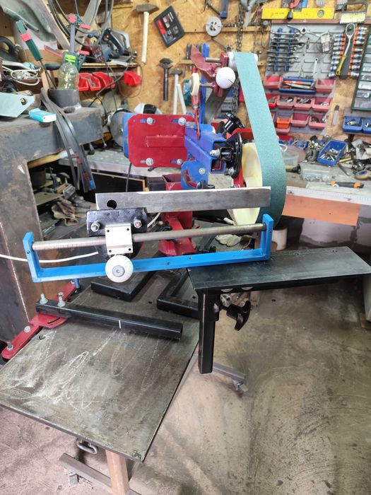 Slefuitor cu banda (belt grinder)