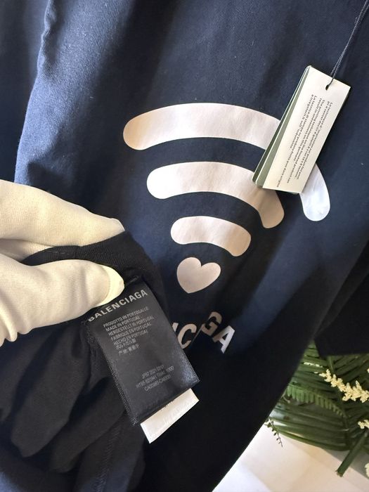 Tricou Balenciaga Wi-Fi