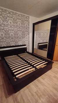 Кровать 2-спальная, шкаф-купе