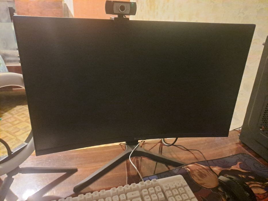 Продаю игровой монитор