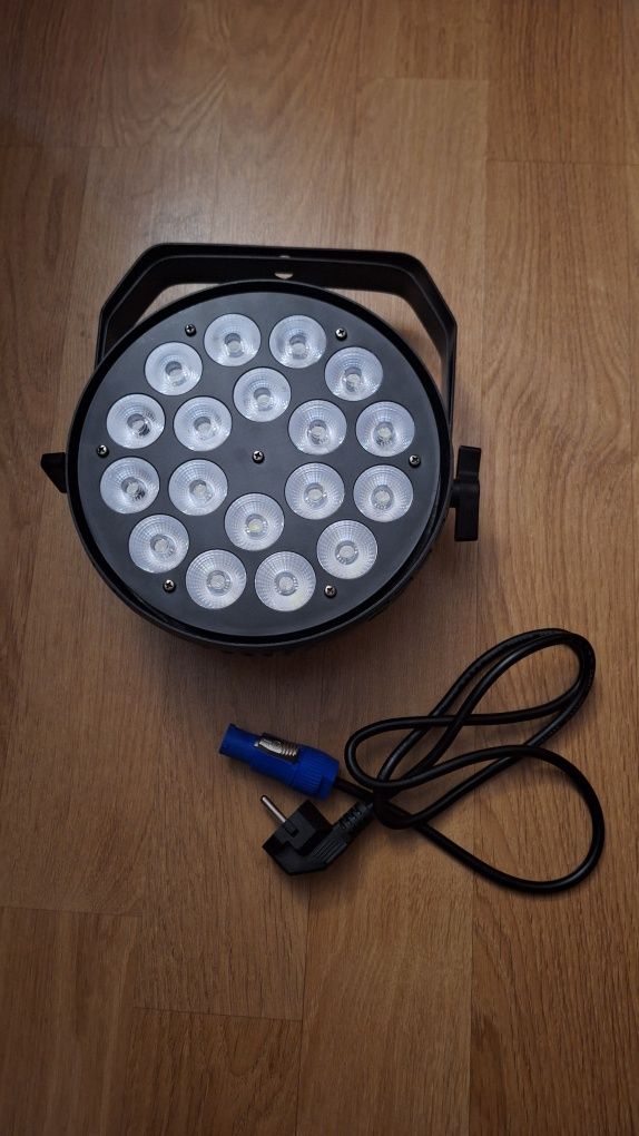 Par Led 18x15W RGBW
