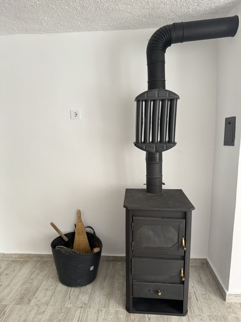 Продава се Къща в с. Гуцал, Област София-област - 180 кв.м за 462 €/кв.м - Снимка #14