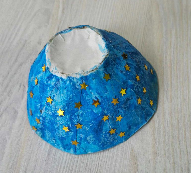 Готовые поделки в школу или детский сад.