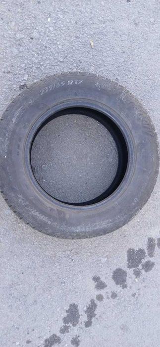 Продам комплект шипованных шин Matador Sibir Ice 2 235/65 R17