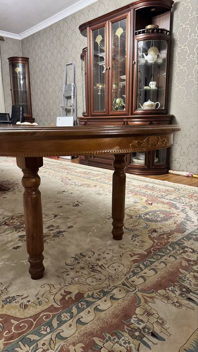 Стол 5 (пять) метров