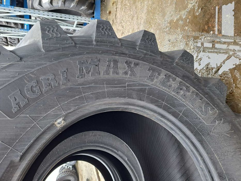 Cauciucuri radiale 800/65R32 BKT AGRIMAX TERIS anvelope noi COMBINA