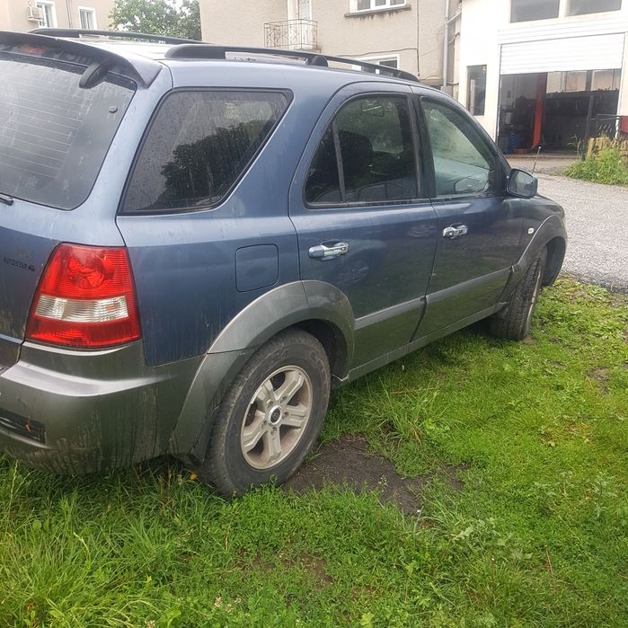 Киа соренто на части