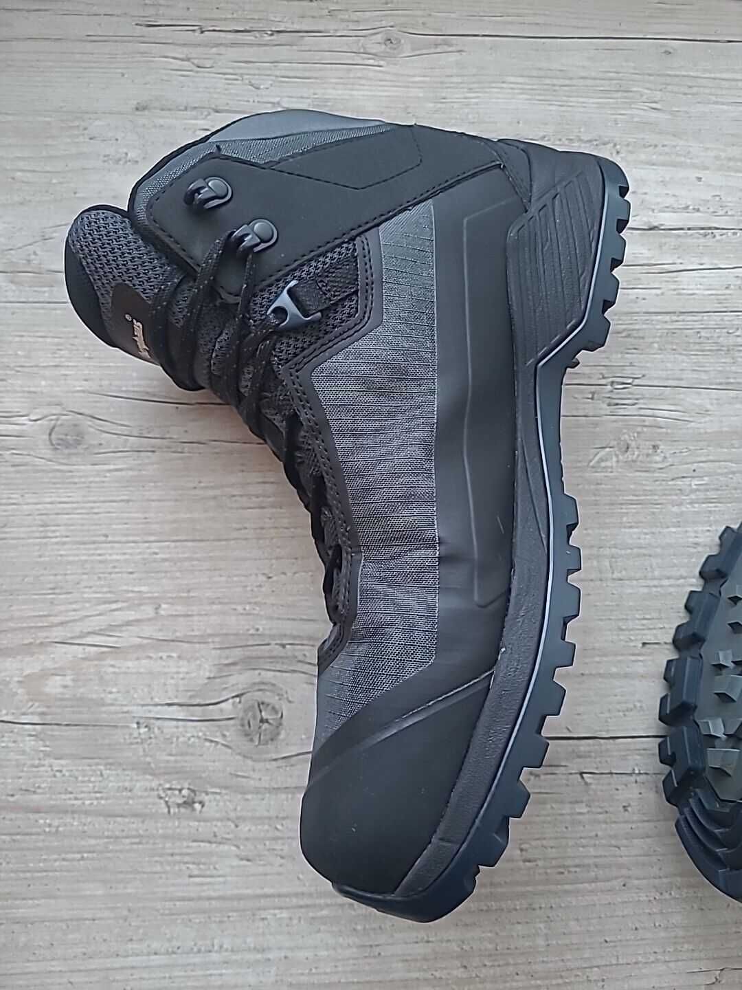 Bocanci de munte Berghaus Deception Trail Active Gore-tex 43-44