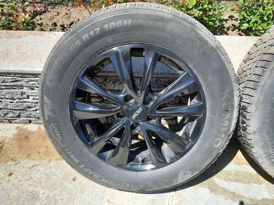 Продавам лети джанти с гуми за Мазда СХ5