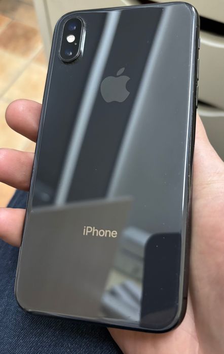 iPhone XS 256gb с нова батерия