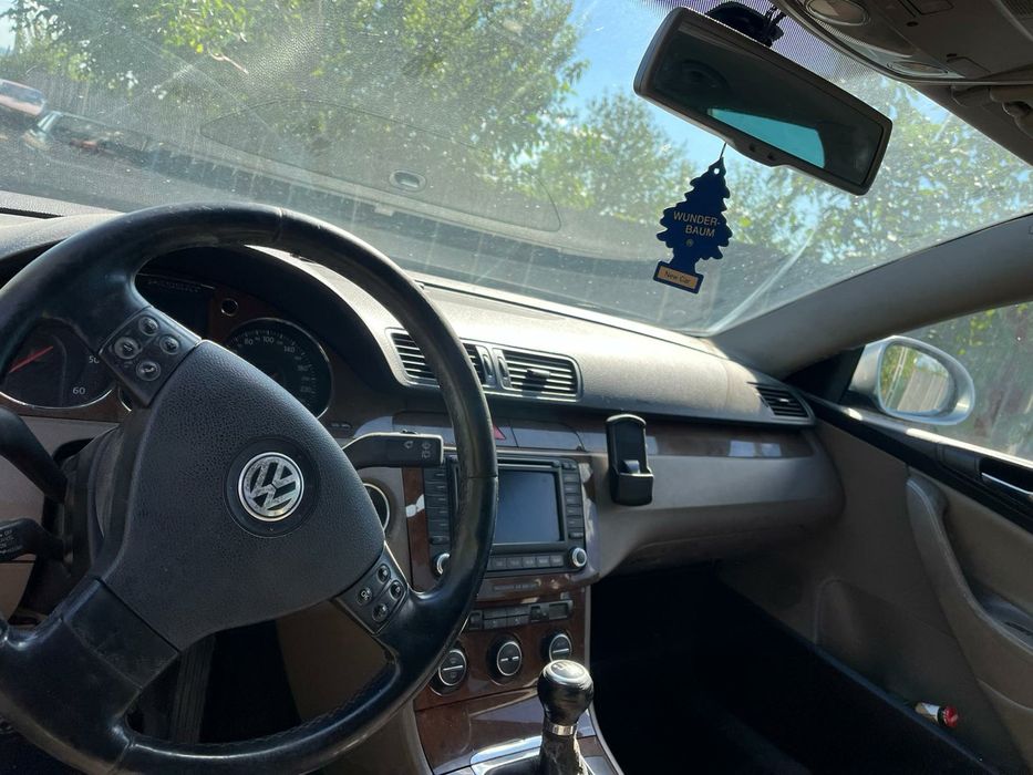 Dezmembrez Volkswagen Passat b6 2.0 BKP 1.9 BKC 1.6 FSI