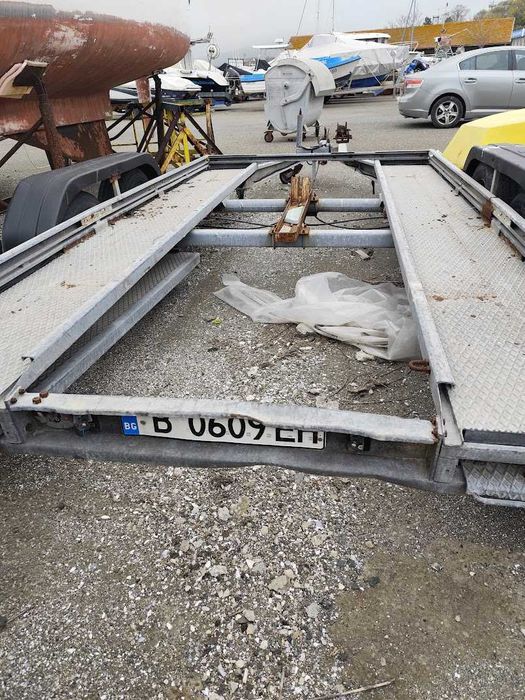 Ремарке платформа