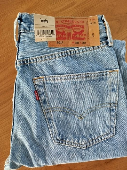 Levi Strauss 501 blugi dama