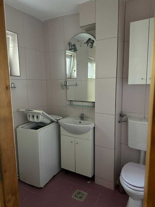 Apartament 3 camere decomandate, Str. Arinului nr. 4, bl 12.
