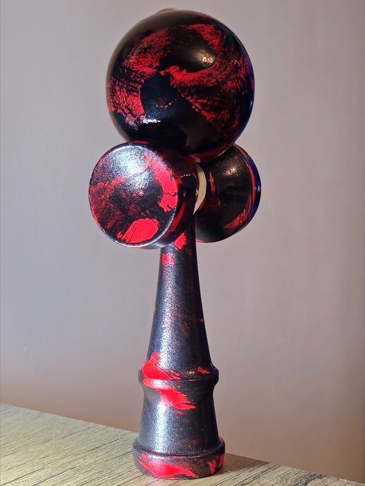 Vând Kendama Japoneză Roșie