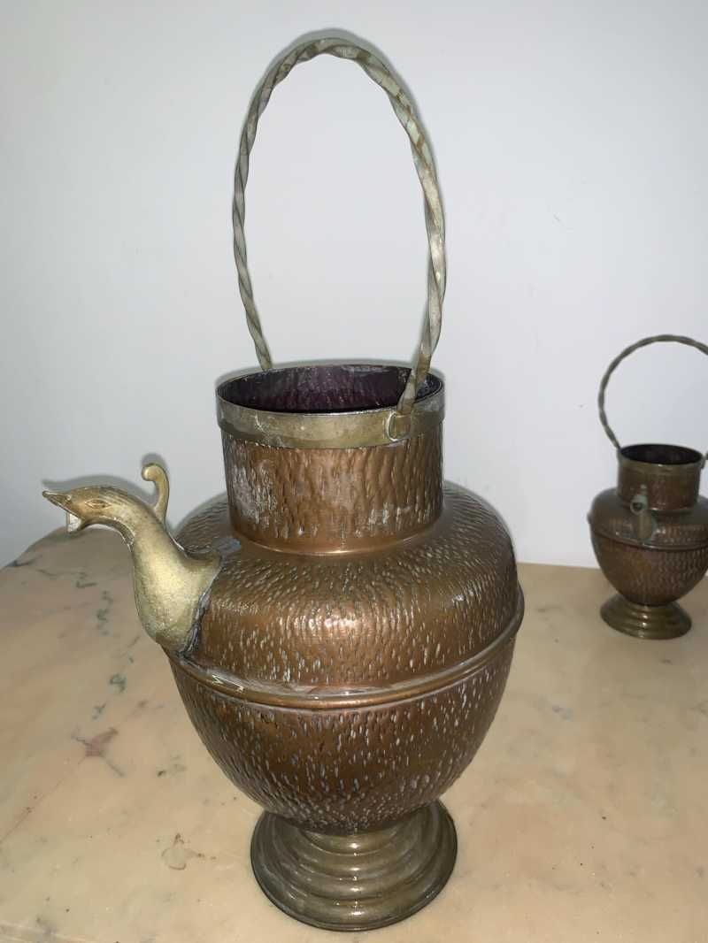 Set carafe sase buc din cupru cu ornament si maner din bronz