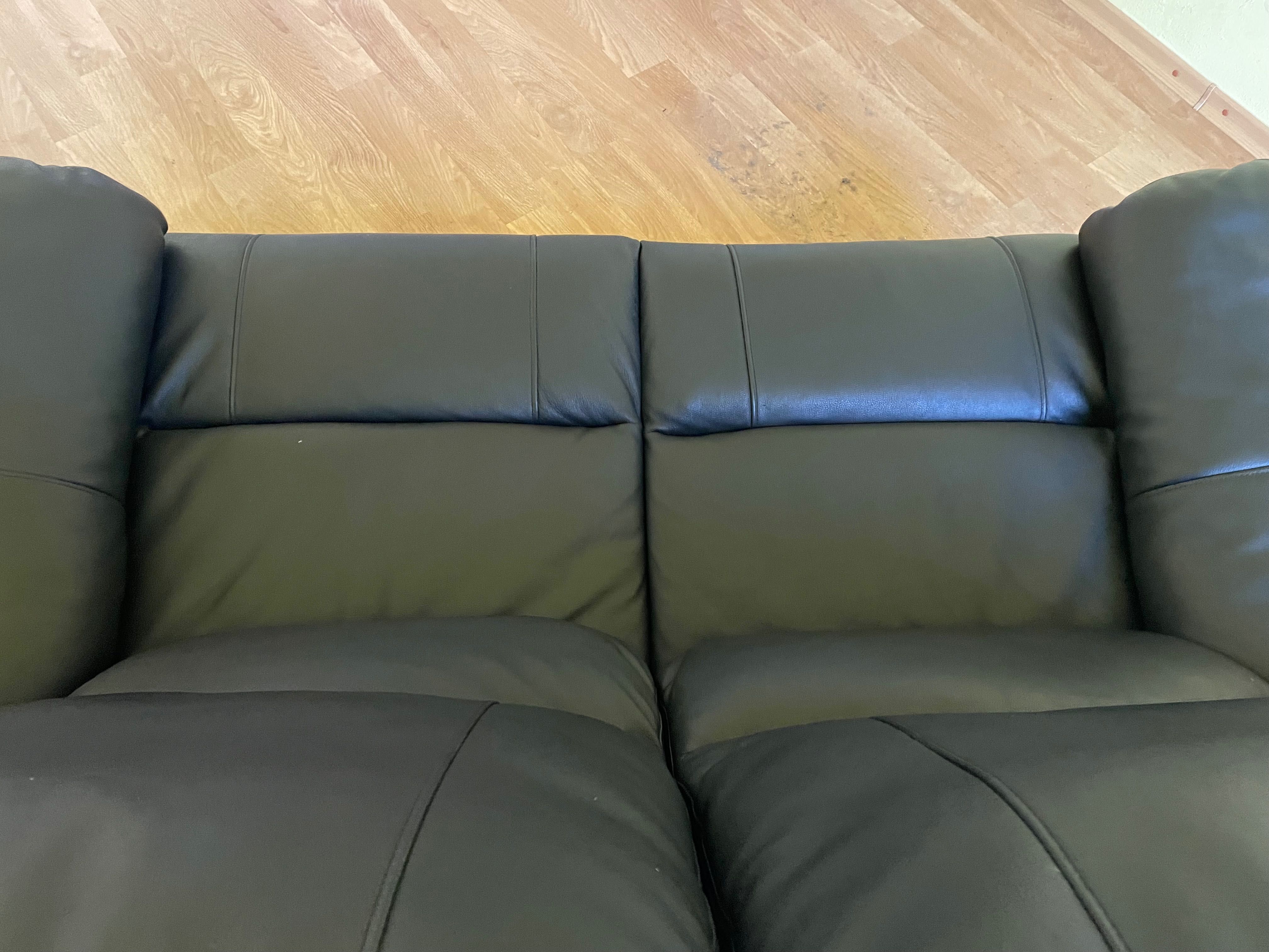 Vând Canapea recliner 2 locuri piele eco – confort și stil, ca nouă!