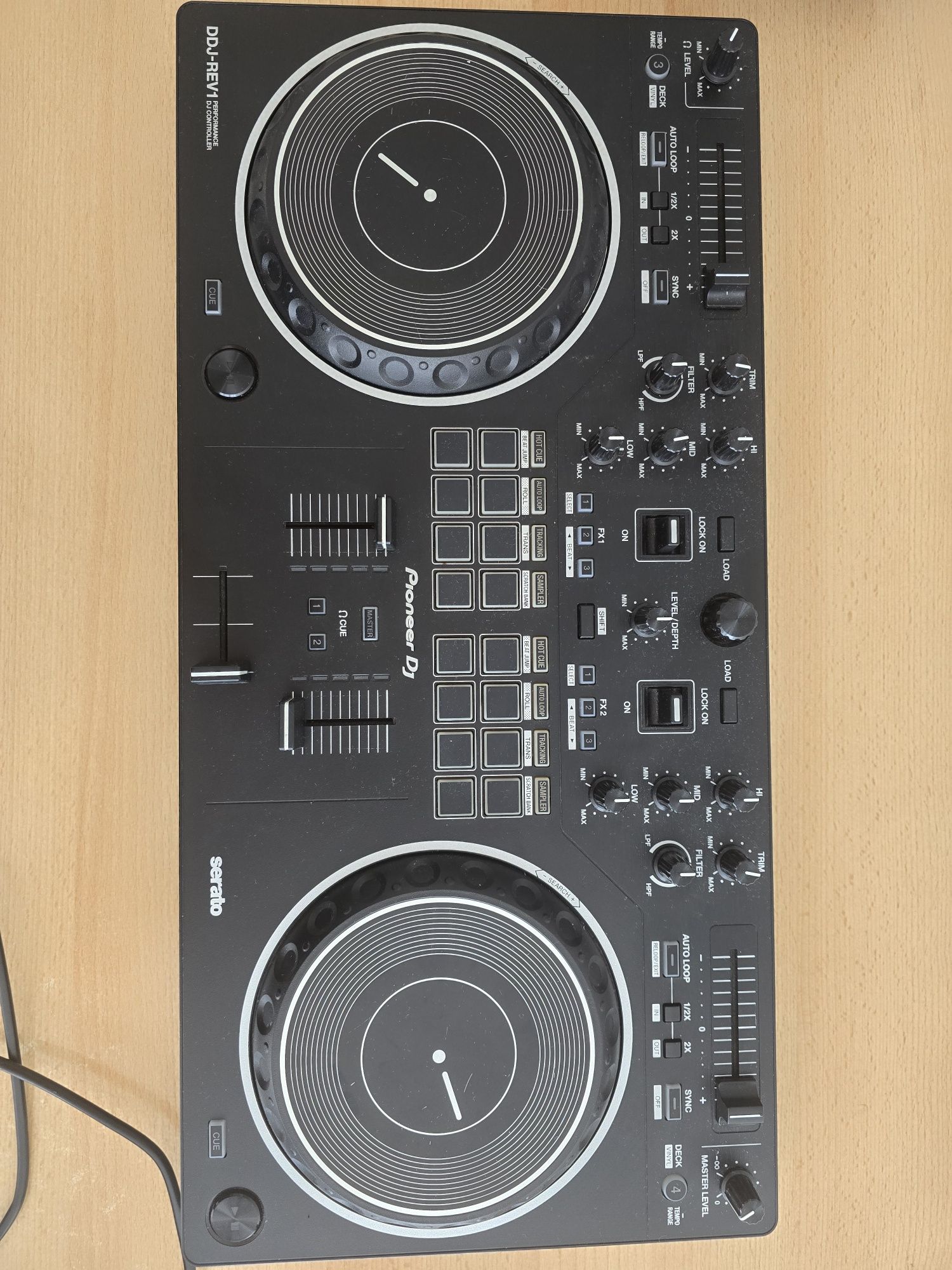 Pioneer DDJ REV1