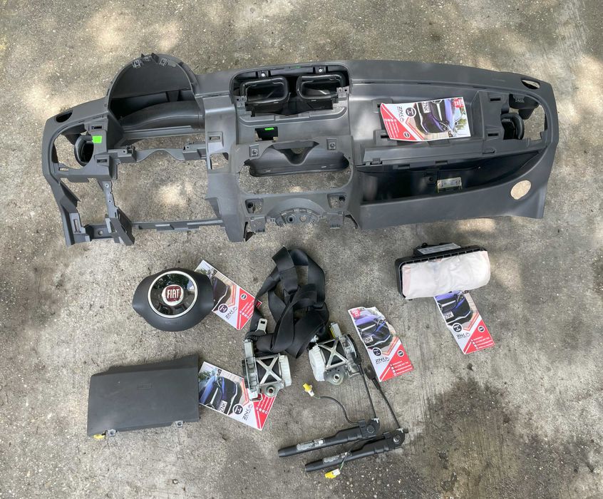 Fiat 500 - plansa de bord - set centuri de siguranta - kit airbag