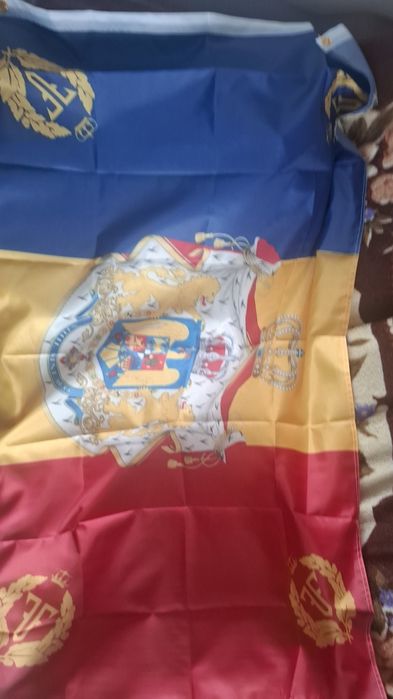 Vând steag România Monarhistă