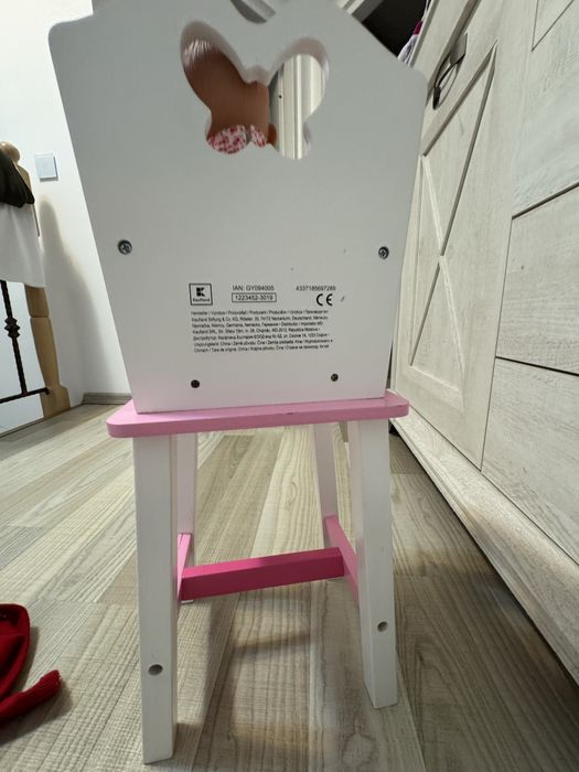 Papusa fetita Petit Gorda, cu hainute rosii, Antonio Juan