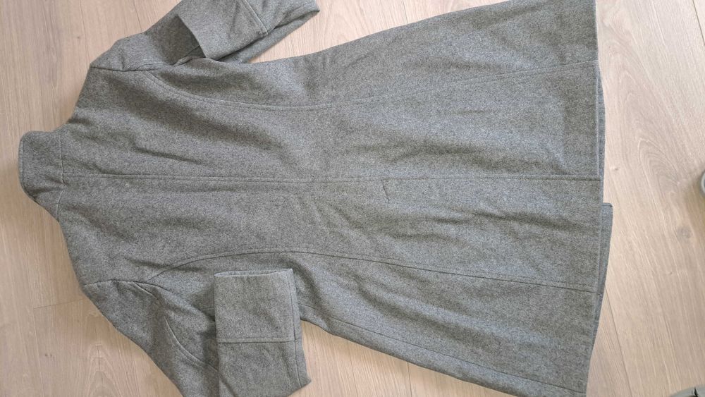 Сиво палто BENETTON Lр-р