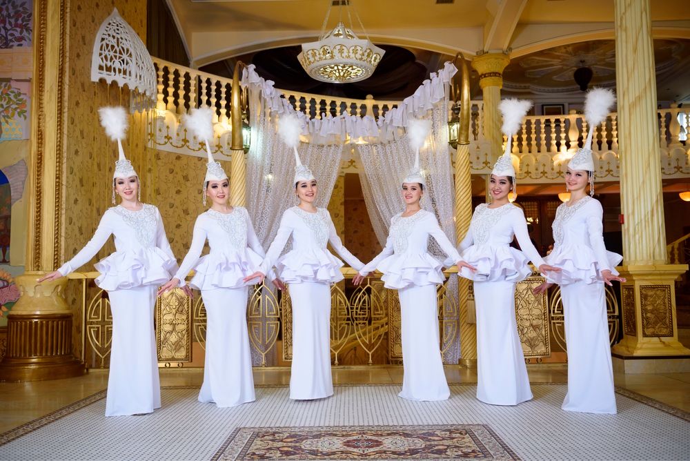 Казахские национальные танцевальные номера, танцы, танцоры