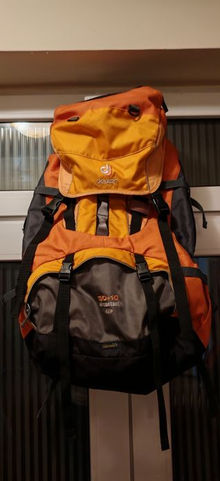 Rucsac trekking Deuter 50+10 Aircontact SL
In stare foarte buna, folos