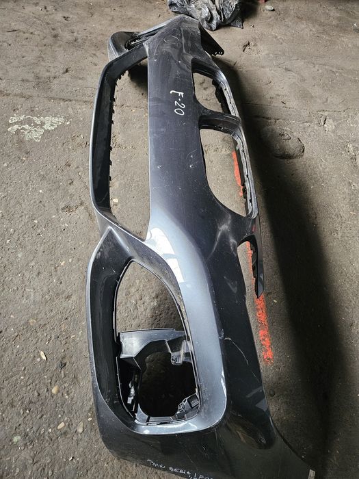 Bara fata BMW seria 1 F20 LCI M pachet
