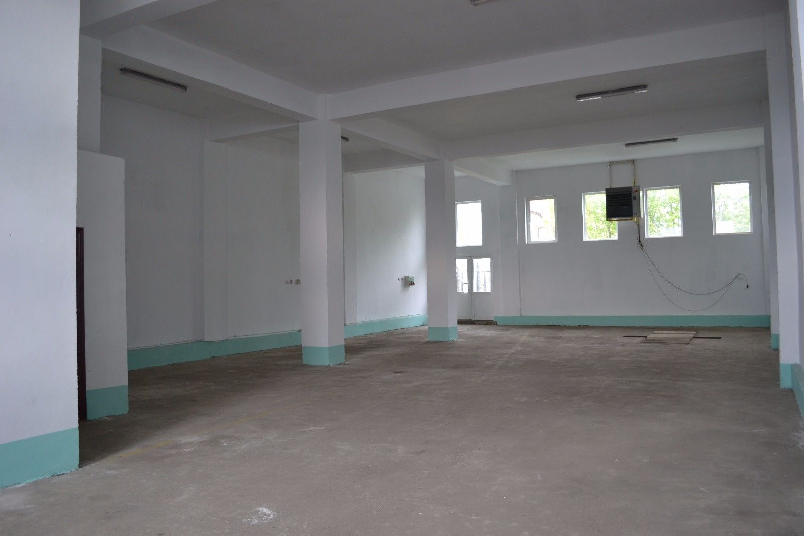 Propietar vând Spațiu comercial zona Terezian, str. Căprioarelor, nr.9