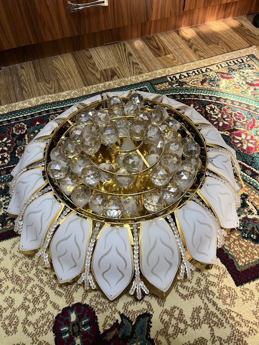 люстра продаётся