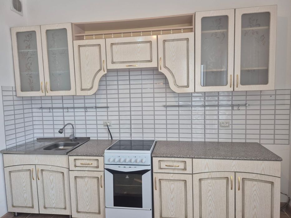 Продается  кухня