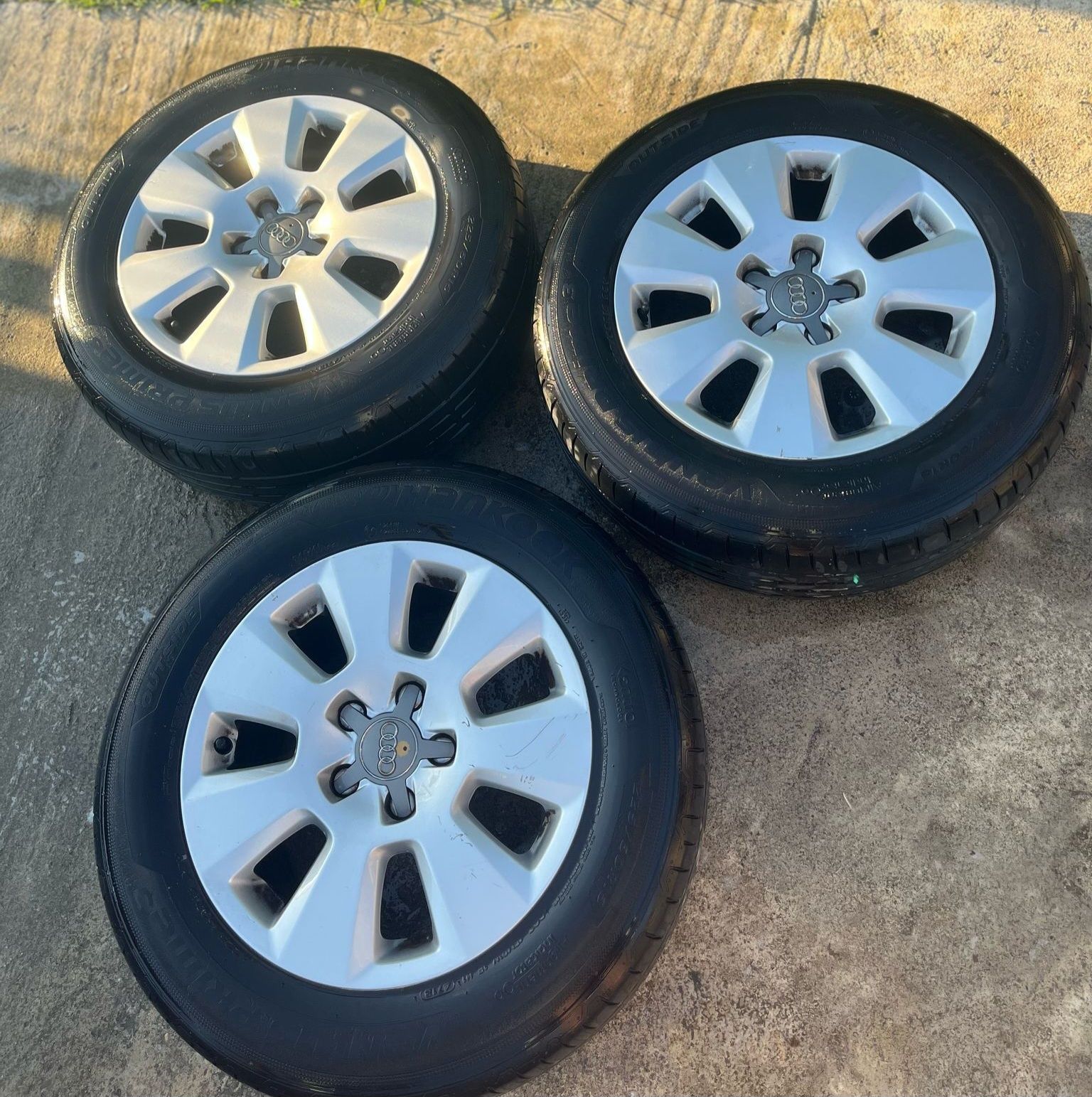 Set jante cu cauciucuri Audi r16