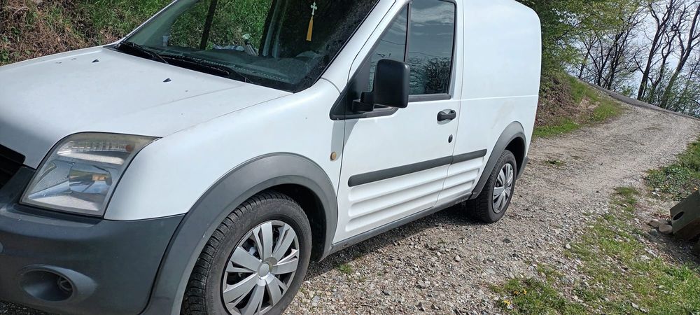 Se vinde ford conect 18.tdci.anul 2013
