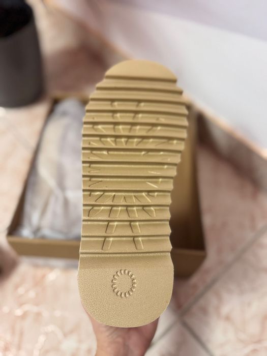 Miu Miu noi ia cel mai mic pret